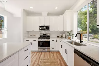 6336 SE 84th Pl, Portland, OR 97266 - Photo 10