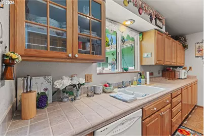 1707 View St, Myrtle Point, OR 97458 - Photo 20