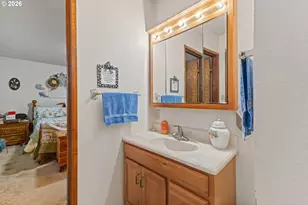 1707 View St, Myrtle Point, OR 97458 - Photo 30