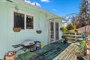 1707 View St, Myrtle Point, OR 97458 - Photo 40