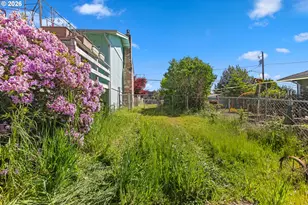 1707 View St, Myrtle Point, OR 97458 - Photo 42