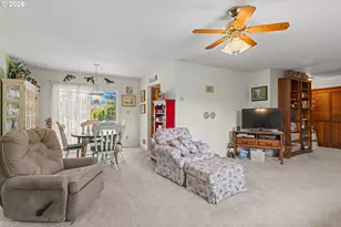 1707 View St, Myrtle Point, OR 97458 - Photo 16