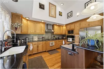 63697 Isthmus Heights Rd, Coos Bay, OR 97420 - Photo 12