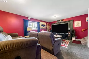 63697 Isthmus Heights Rd, Coos Bay, OR 97420 - Photo 24