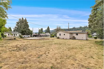 717 Main St, Lyons, OR 97358 - Photo 24