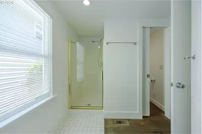 1629 E 24th Ave, Eugene, OR 97403 - Photo 24
