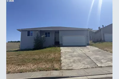 1300 SW 10th Ct, Pendleton, OR 97801 - Photo 1