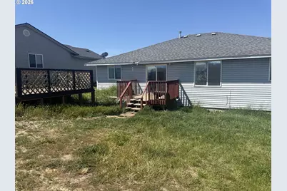 1300 SW 10th Ct, Pendleton, OR 97801 - Photo 4