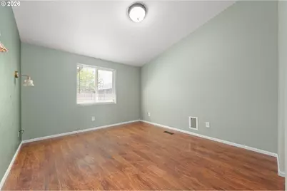5340 Golden Eagle Dr, Eugene, OR 97402 - Photo 16