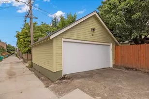2243 SE Ladd Ave, Portland, OR 97214 - Photo 42