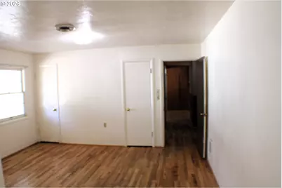 309 N Old Pacific Hwy, Myrtle Creek, OR 97457 - Photo 20