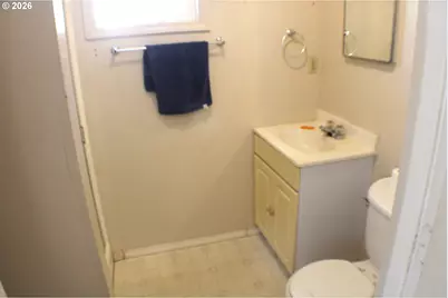 309 N Old Pacific Hwy, Myrtle Creek, OR 97457 - Photo 18