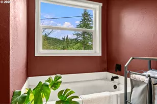 28157 Cottage Grove Lorane Rd, Cottage Grove, OR 97424 - Photo 18