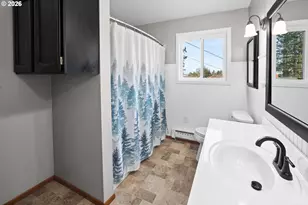 1864 4th St, Astoria, OR 97103 - Photo 16