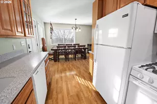 1864 4th St, Astoria, OR 97103 - Photo 8