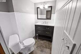 1864 4th St, Astoria, OR 97103 - Photo 20