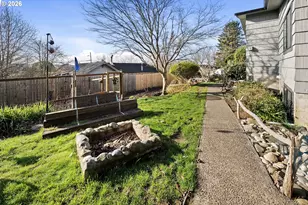 1864 4th St, Astoria, OR 97103 - Photo 28