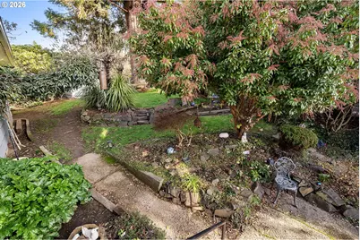 1864 4th St, Astoria, OR 97103 - Photo 30