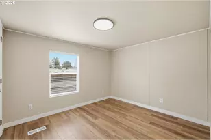 4475 Franklin Blvd, Eugene, OR 97403 - Photo 12