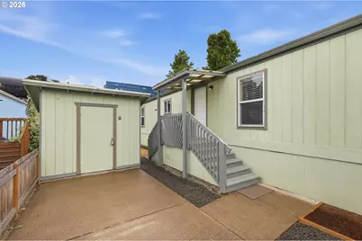 4475 Franklin Blvd #9, Eugene, OR 97403 - Photo 2