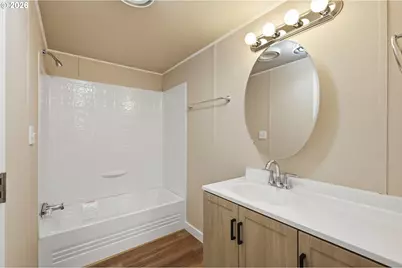 4475 Franklin Blvd #9, Eugene, OR 97403 - Photo 10
