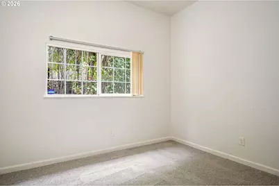 12106 SE Market St, Portland, OR 97216 - Photo 28