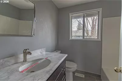 35 SE 90th Ave, Portland, OR 97216 - Photo 16