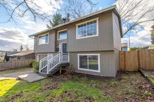 35 SE 90th Ave, Portland, OR 97216 - Photo 2