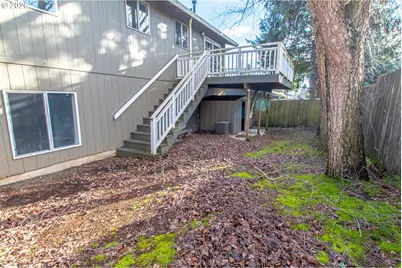 35 SE 90th Ave, Portland, OR 97216 - Photo 24