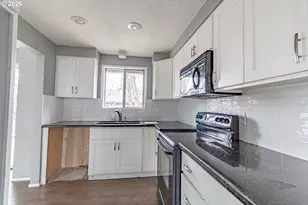 35 SE 90th Ave, Portland, OR 97216 - Photo 10