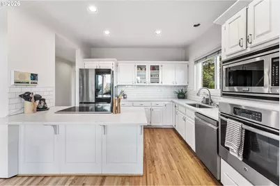 14700 SE Rivercrest Dr, Vancouver, WA 98683 - Photo 8