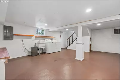 334 NE 71st Ave, Portland, OR 97213 - Photo 24
