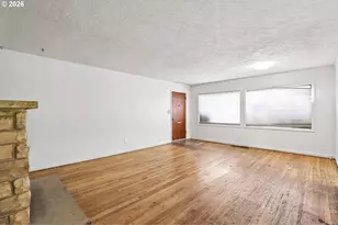 3410 NE Lombard Ct, Portland, OR 97211 - Photo 8