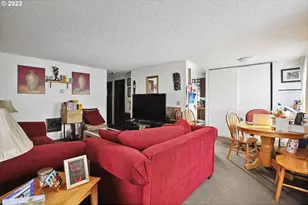 9630 SE Foster Rd, Portland, OR 97266 - Photo 18