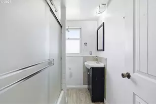 2638 SE 118th Ave, Portland, OR 97266 - Photo 28