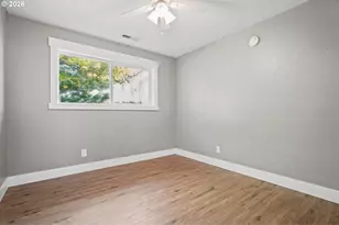 839 W Luellen Dr, Roseburg, OR 97471 - Photo 26
