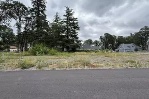 3113 SE Merlot Rd, Milwaukie, OR 97267 - Photo 1
