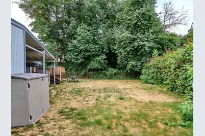 850 Marion St, Woodburn, OR 97071 - Photo 42