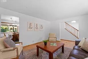 7225 SW Juniper Terrace, Beaverton, OR 97008 - Photo 4