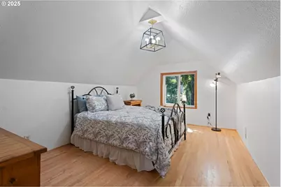 7225 SW Juniper Ter, Beaverton, OR 97008 - Photo 28