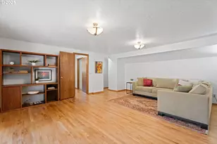 7225 SW Juniper Terrace, Beaverton, OR 97008 - Photo 26