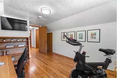 7225 SW Juniper Ter, Beaverton, OR 97008 - Photo 18