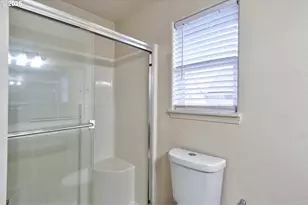 1380 NE Birkshire Ct, Hillsboro, OR 97124 - Photo 20