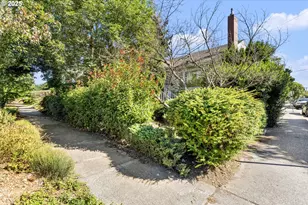 1902 NE 38th Ave, Portland, OR 97212 - Photo 6