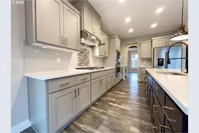 11712 NW 15th Ave, Vancouver, WA 98685 - Photo 2