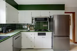 1527 N Emerson St, Portland, OR 97217 - Photo 10