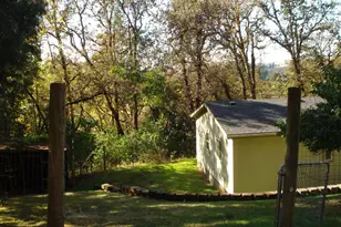 691 Grandview St, Glide, OR 97443 - Photo 16