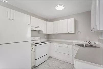 8705 SE Pardee St, Portland, OR 97266 - Photo 6