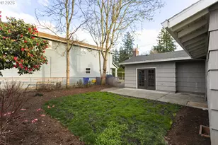 8705 SE Pardee St, Portland, OR 97266 - Photo 28