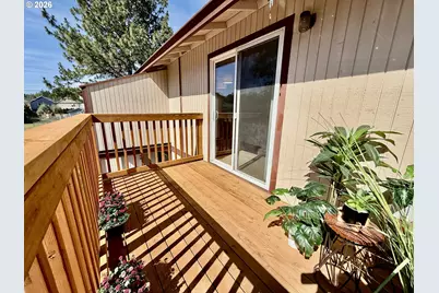 17960 SW Johnson St #C, Beaverton, OR 97003 - Photo 26